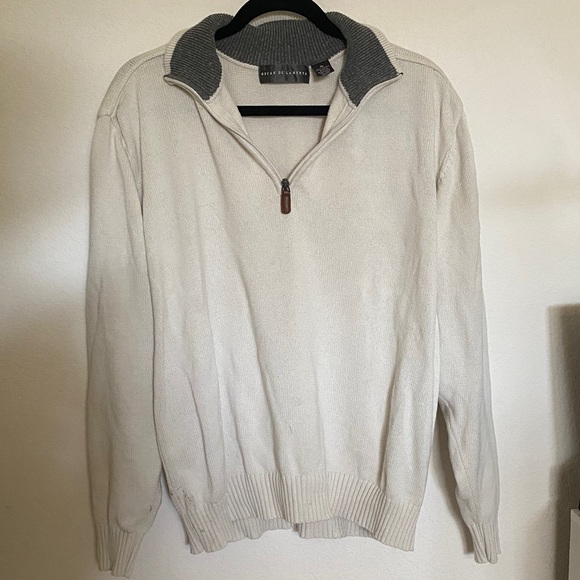 Oscar de la Renta Cream Zip-Up Sweater with Gray Collar - Picture 1 of 3